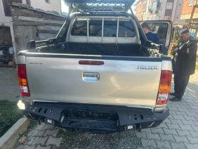 TOYOTA HİLUX KASA 