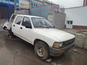 TOYOTA HİLUX LN85 KUPA ÇIKMA ORJİNAL